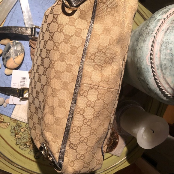 Authentic Gucci Shoulder bag/tote.  Rich beige tones with bronze tone trim.  EUC - Picture 5 of 16